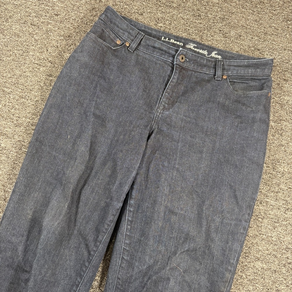 L.L.Bean Favorite Jean Women 12 M/T Blue Curvy Fit Straight Leg Denim